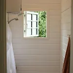 Дом отдыха Romantic Log House Close To The *