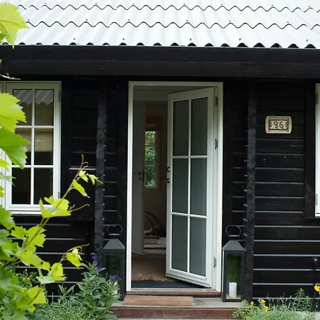 Romantic Log House Close To The Gilleleje